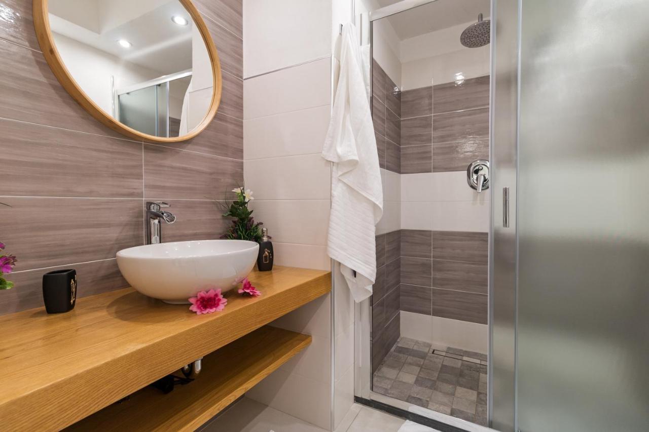 קאלה גונונה Purple Flower Suite Apartment מראה חיצוני תמונה