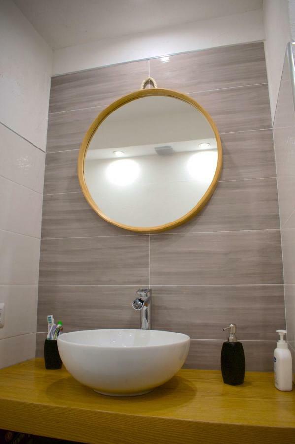 קאלה גונונה Purple Flower Suite Apartment מראה חיצוני תמונה